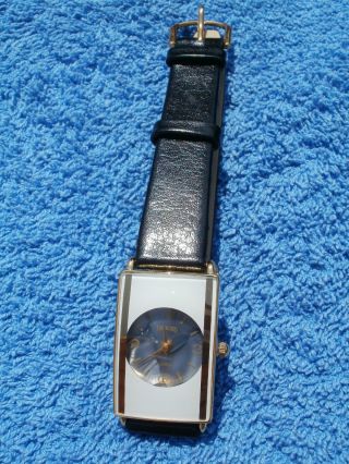 Neue Armbanduhr,  Weiß/ Gold Mit Schwarzem Armband,  Quartz Bild
