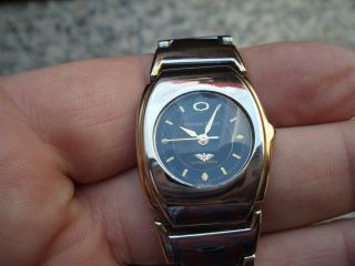 Damen Armbanduhr Von Charles Delon Mit Metall Armband,  Gebr. ,  Sehr Gt. Bild