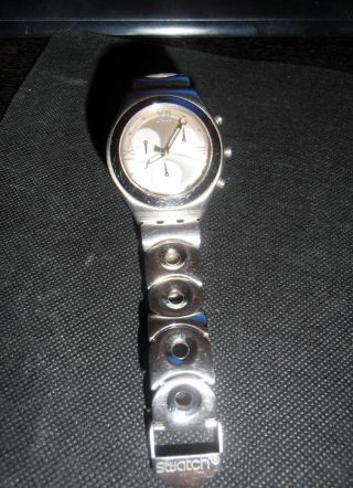 Swatch Damenarmbanduhr Irony Bild