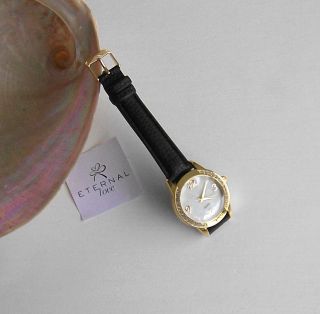 Wunderschöne Armbanduhr Damenuhr Goldfarben Mit Strass,  Lk Bild