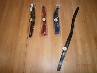 4 Armbanduhren Schwarz,  Braun,  Blau Und Rot; 3 Davon Ovp; Echtleder ? Bild