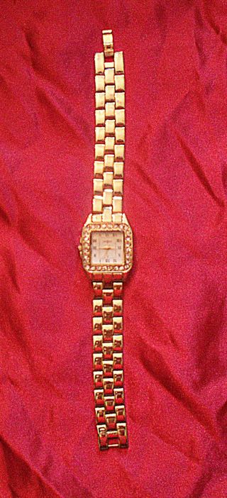 Armbanduhr - Damenuhr - Schnäppchen Bild