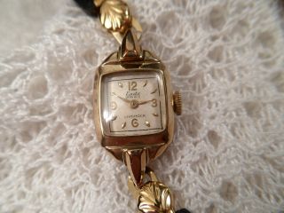 Uhr Damenarmbanduhr Exita 17 Rubis Vergoldet Handaufzug Armband Leder 1920 - 50 Bild