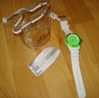 S Oliver Uhr / Datum Mit Silikon Armband Grün /weiß & Ovp Bild