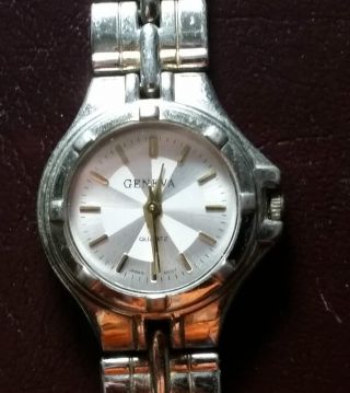 Damen Armbanduhr Marke Geneva Silber,  Ca.  23mm Durchmesser Bild
