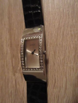 Guess Armbanduhr Damenuhr Armband Uhr Quartz Watch Echtes Leder Bild