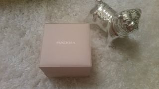 Pandora Uhr Petit Square Mit Geschenkverpackung Bild