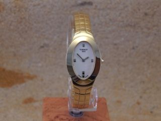 Tissot T 47.  5.  385.  31 Damen - Armbanduhr Bild
