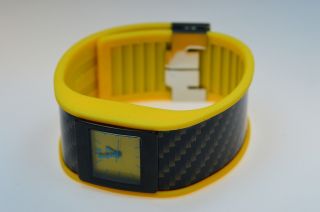 Uranium Watch - Gelbes Armband Mit U - Skin Carbon 110 - 0004 Bild