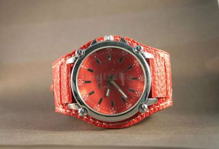 Armbanduhr Quarz Damenuhr Kunstleder Trend Watch Analoguhr Rot Weihnachten Bild