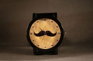 Armbanduhr Quarz Uhr Herrenuhr Metalarmband Trend Analoguhr Schwarz Weihnachten Bild