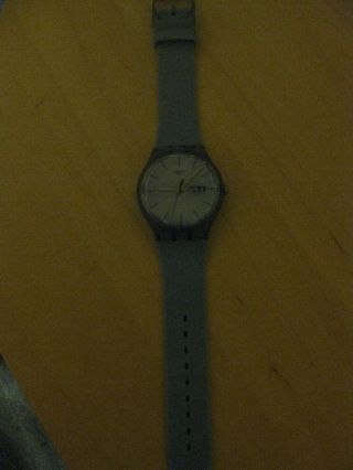 Armbanduhr Von Swatch,  Hellblau. Bild