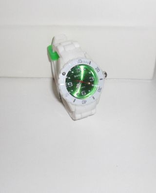 Sanda - Armbanduhr Silikon Armband Weiß Ziffernblatt Grün Bild