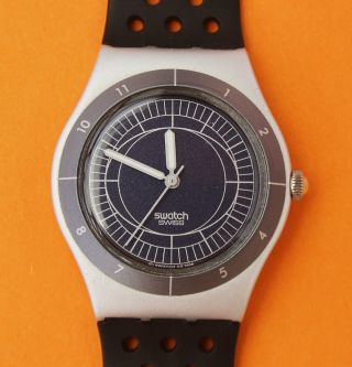 Damenuhr Swatch Amplitude Yls1005 Neues Armband Schwarz Mir Neuer Batterie.  Top Bild
