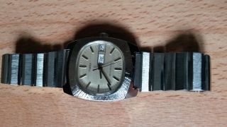 Timex,  Vintage Armbanduhr Mit Edelstahlarmband,  Handaufzug,  Datum Bild