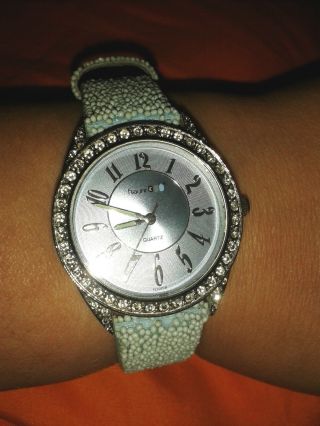 Schicke Damenuhr Armbanduhr Flaunt - It Bild