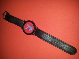 Neuwertige Playboy Armbanduhr Uhr Rarität Rot Blau Bild
