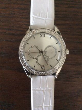 Damen Armbanduhr - - Lbvyr 27365 - Sehr Edel Anzuschauen Bild