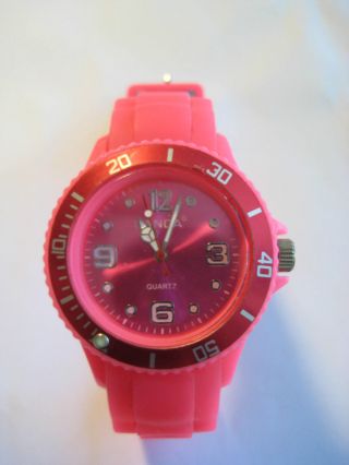Damen Armbanduhr Uhr Pink Aus Silikon Bzw Gummi Mit Datumsanzeige Top Bild
