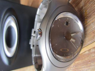 Oakley Icon Wie Timebomb Titan Uhr Mit Box Time Bomb Bild