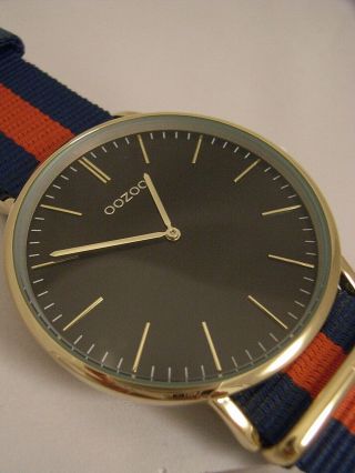 Oozoo Uhr Ultra Slim C6922 Ø Ca.  44 Mm Vintage Blau/ Rot Neuheit Armbanduhr Bild