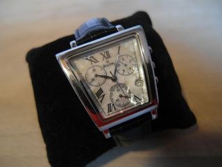 Bulova Damen - Chronograph Leder Armband Swiss Quarz Movt.  Uhr - Ausgefallen Bild