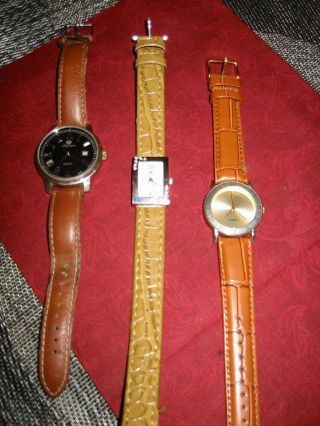 3 Damenuhren,  Armbanduhren,  Braun Bild