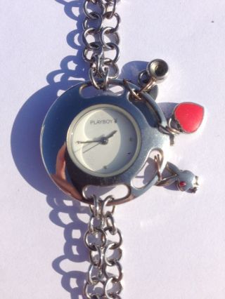 Playboy Armbanduhr Silber Analog Quartz 3 Cm Ovp Bild