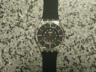 Swatch Skin Damen - Armbanduhr Black Classiness Sfk361 Bild