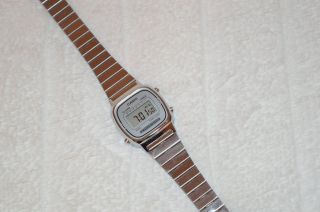 Casio Uhr Retro La670wea - 7ef Digitaluhr Silber Bild