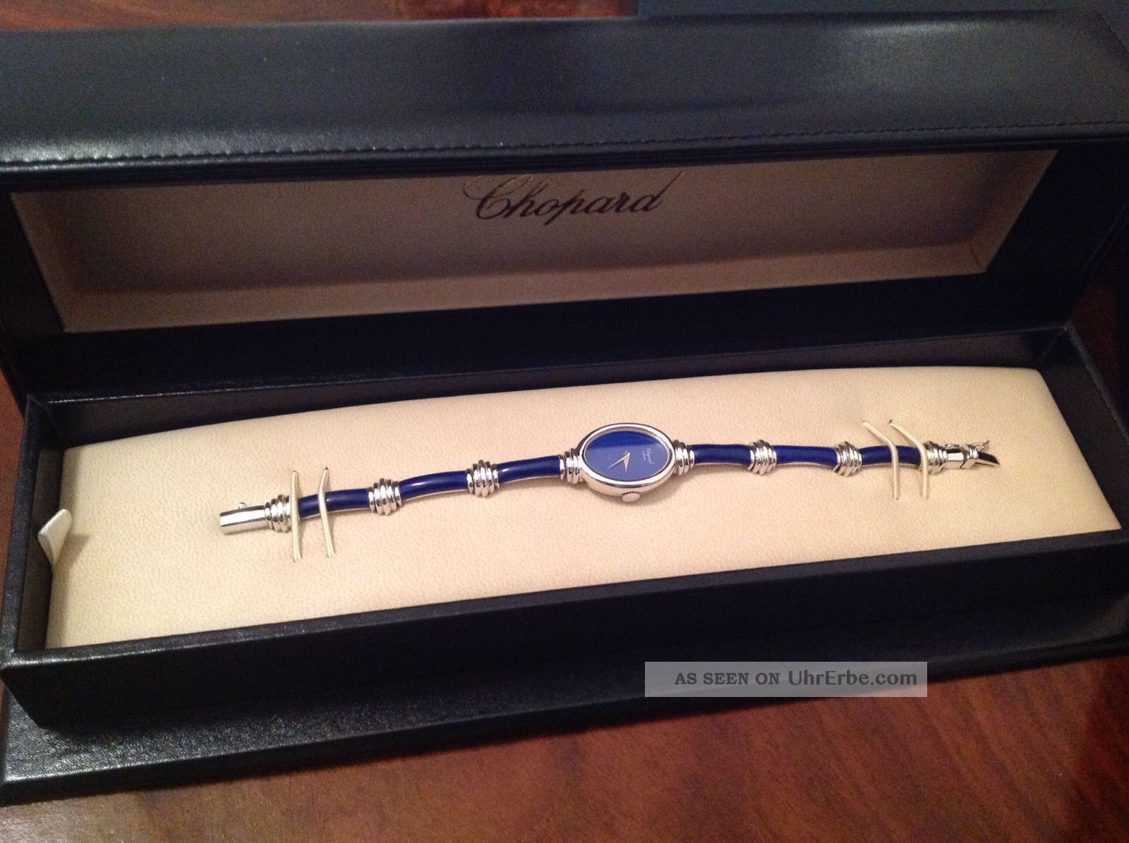 Chopard Damenuhr In 18kt Weissgold Mit Lapislazuli Im Bambus - Stil Armbanduhren Bild