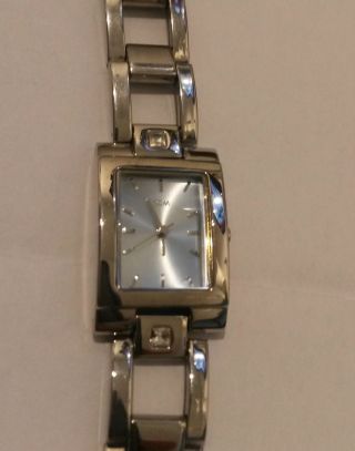 Biete Eine Wenig Getragene Damen Uhr Von Tcm In Silber Mit Blauem Zifferblatt Bild