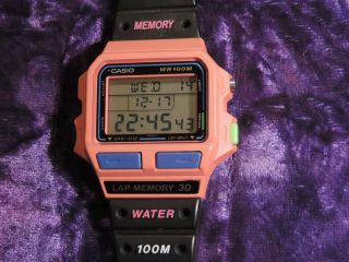 Alte Digital Armband Uhr Casio Wr 100m Lap Memory 30 Japan 100 Ok Berlin Berli Bild