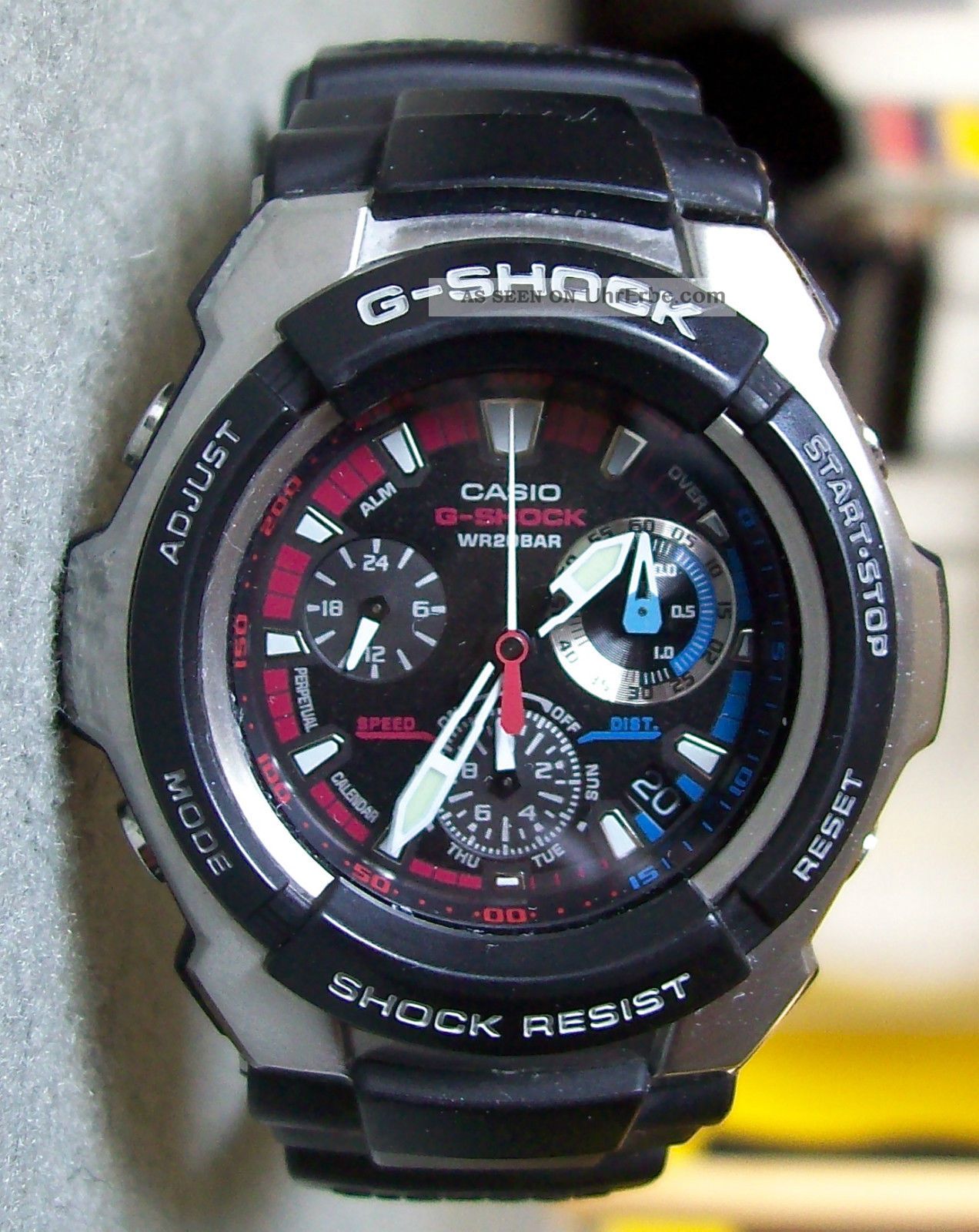 Casio G - Shock,  Chronograph,  Kunststoffarmband,  Schweres Metallgehäuse Armbanduhren Bild