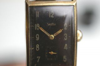 Zentra Armbanduhr Mit Schwarzem Zifferblatt Formwerkkaliber 1940er Jahre Bild