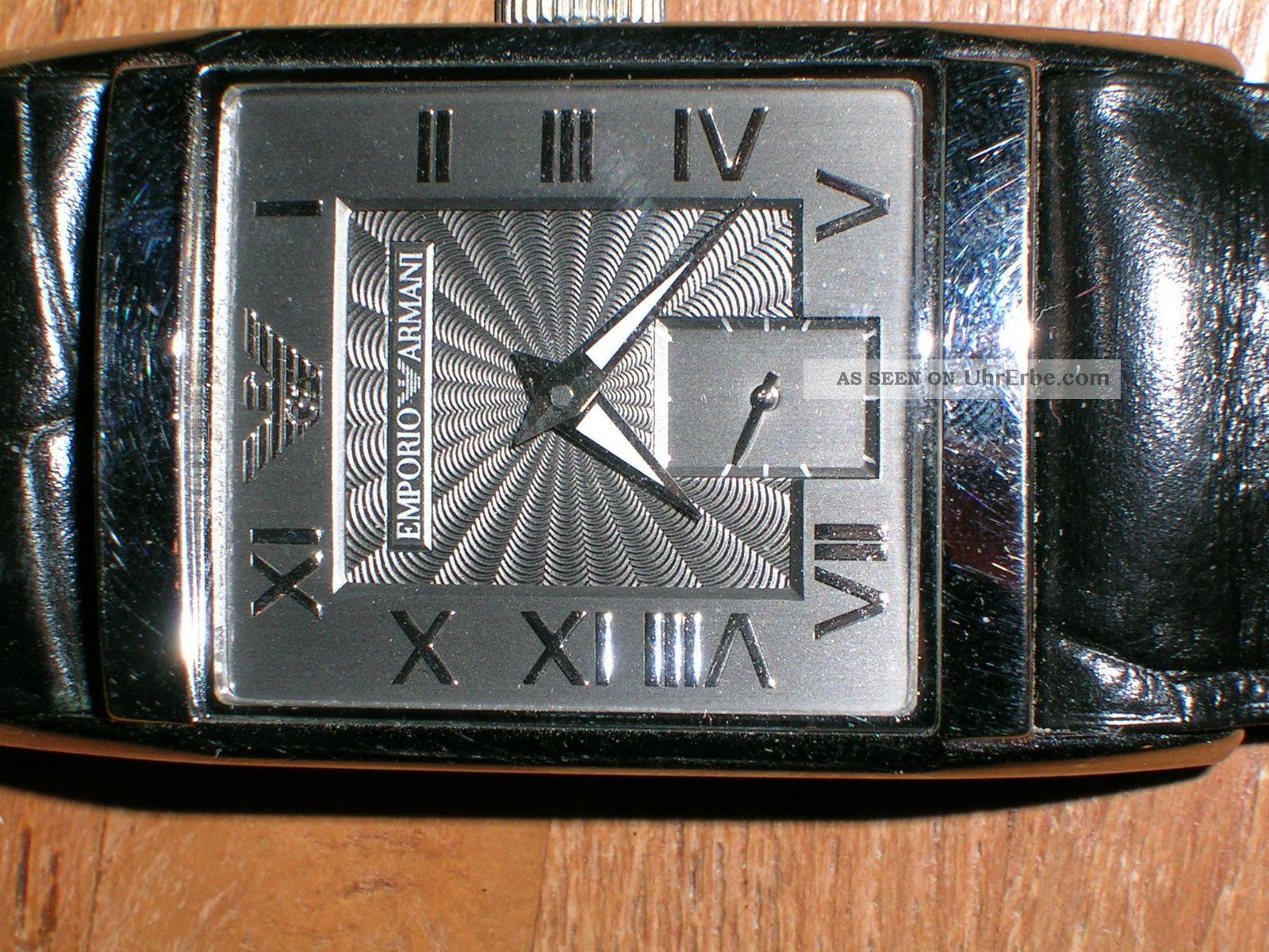 Emporio Armani Damen Armbanduhr Mit Schwarzem Lederarmband Armbanduhren Bild