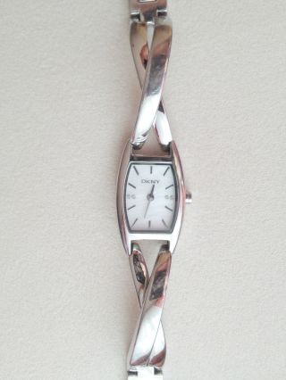 Top Dkny Uhr Armbanduhr Crossover Ny4631 Bild