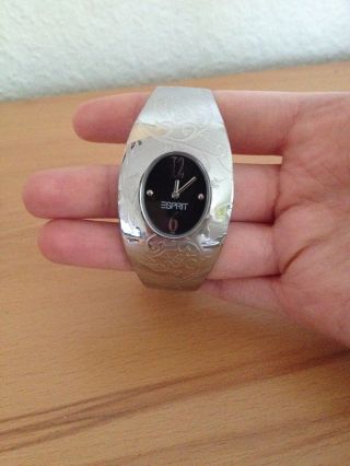Silberne Uhr Von Esprit Bild