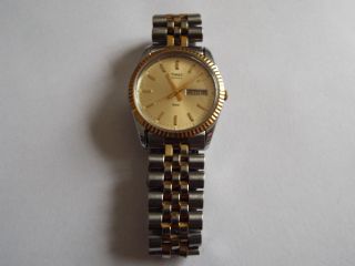 Armbanduhr Timex Quartz 395 La Cell Bild