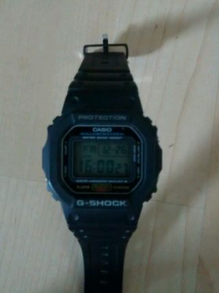 Casio G - Shock Dw - 5600e - 1ver Armbanduhr Für Herren Bild