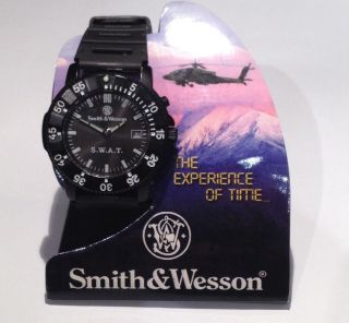 Smith & Wesson Swat Armbanduhr Bild